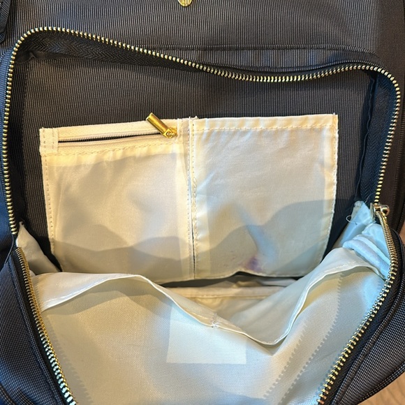 Idaho Jones Chertsey Breast Pump Bag and Accessories - Picture 5 of 9